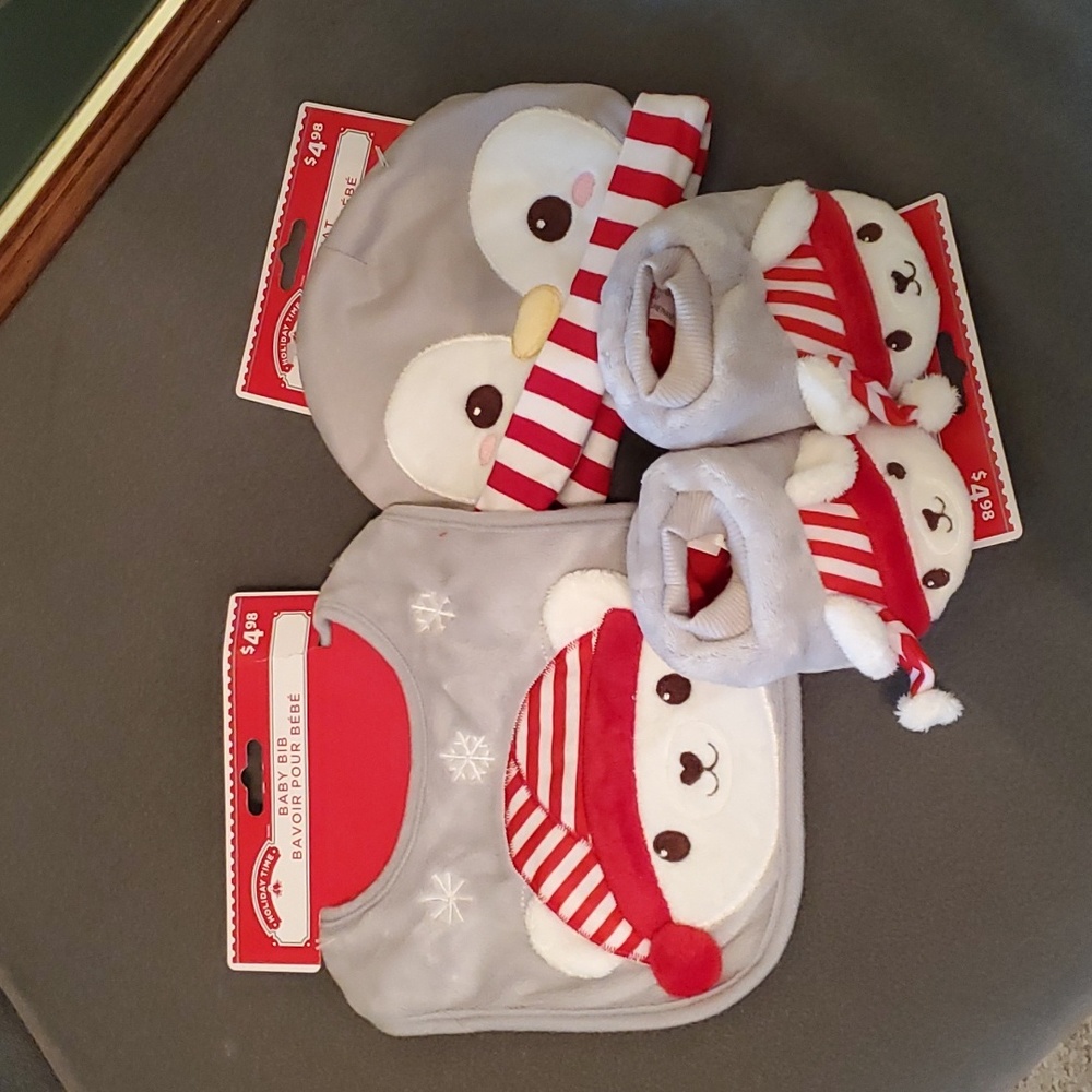 ✅ $5 ADD-ON✅ Baby Gift Set Slippers Bib Hat BNWT Penguin Polar Bear✅ $5 ADD-ON ✅